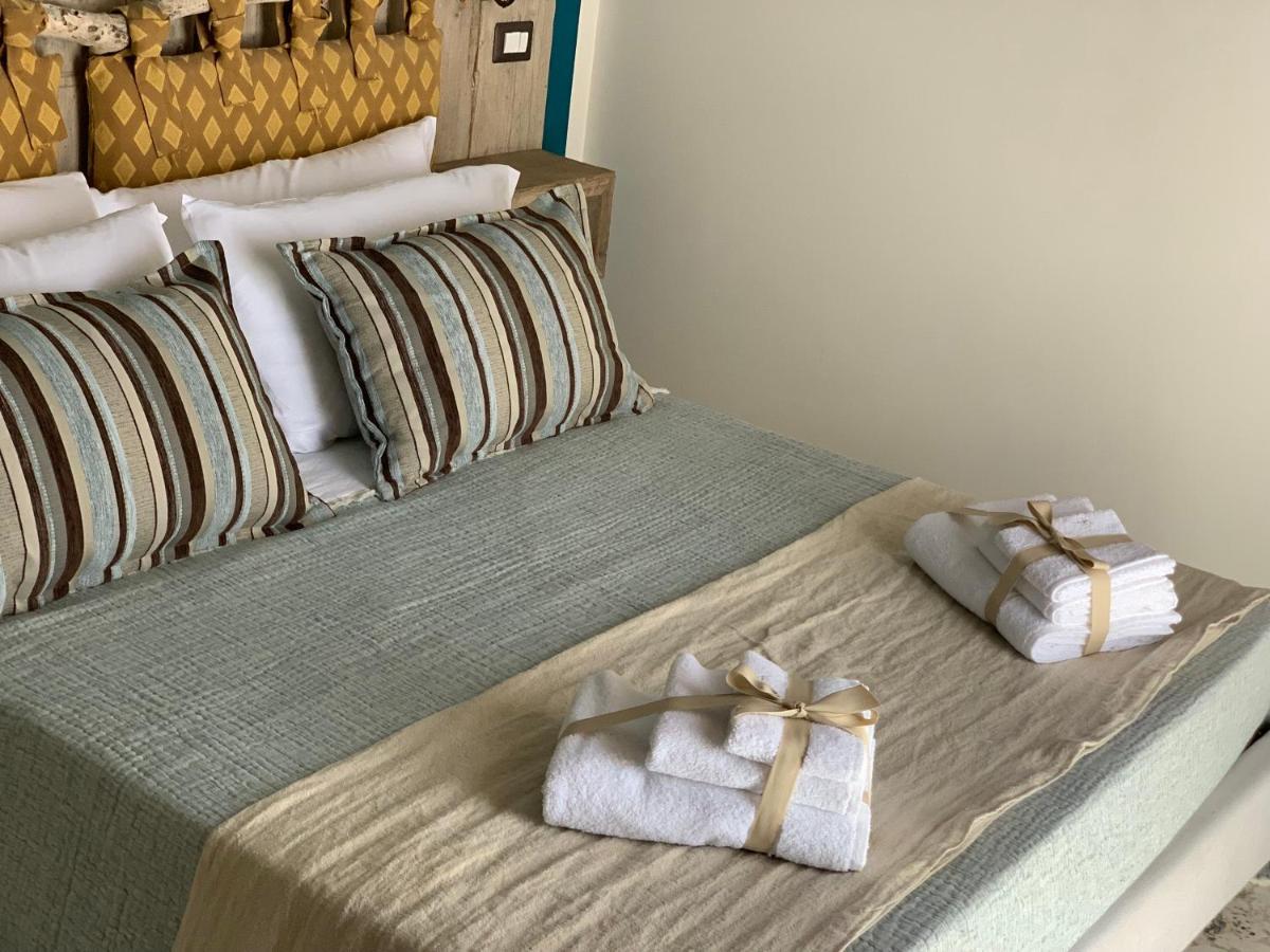 Bed and Breakfast HABITARE Lecce&Salento Esterno foto