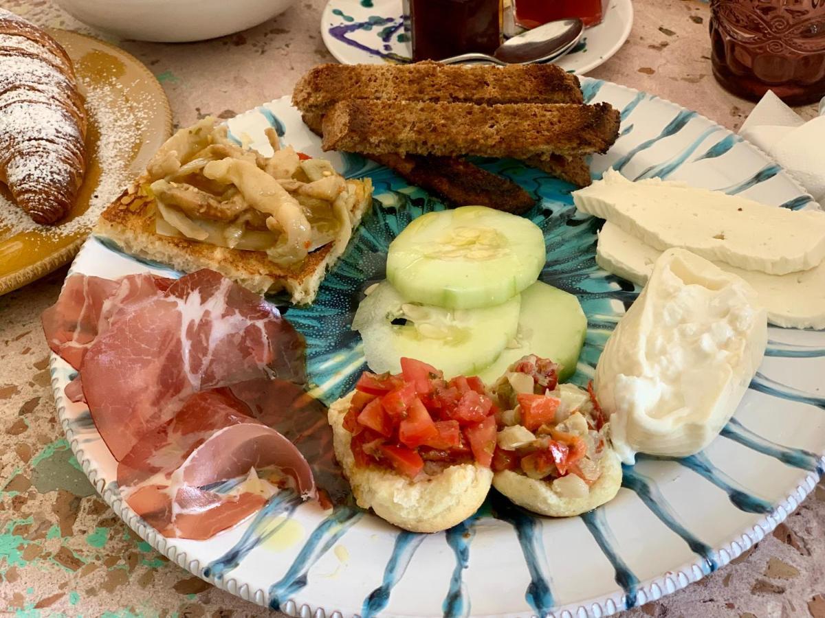 Bed and Breakfast HABITARE Lecce&Salento Esterno foto