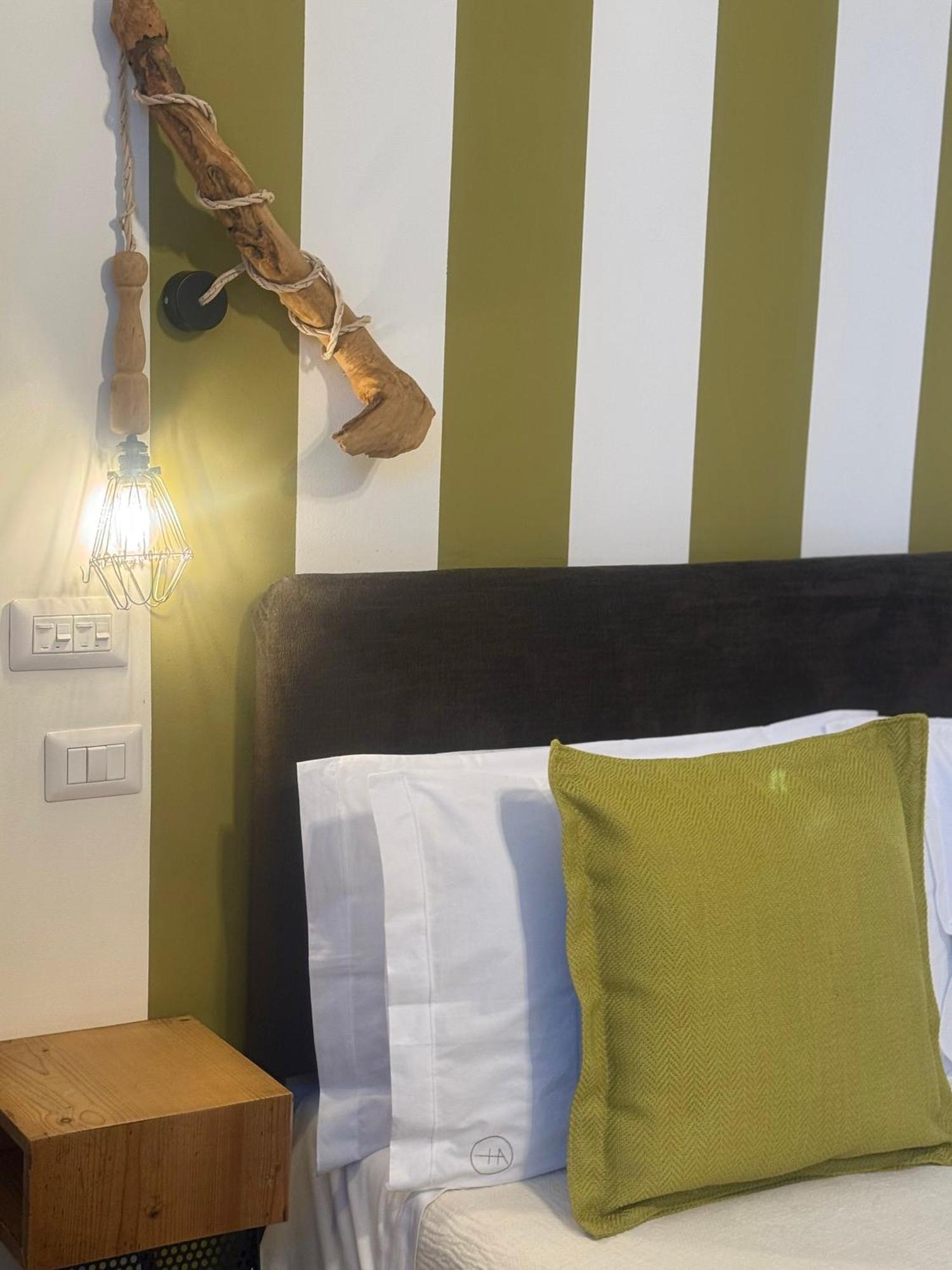 Bed and Breakfast HABITARE Lecce&Salento Esterno foto