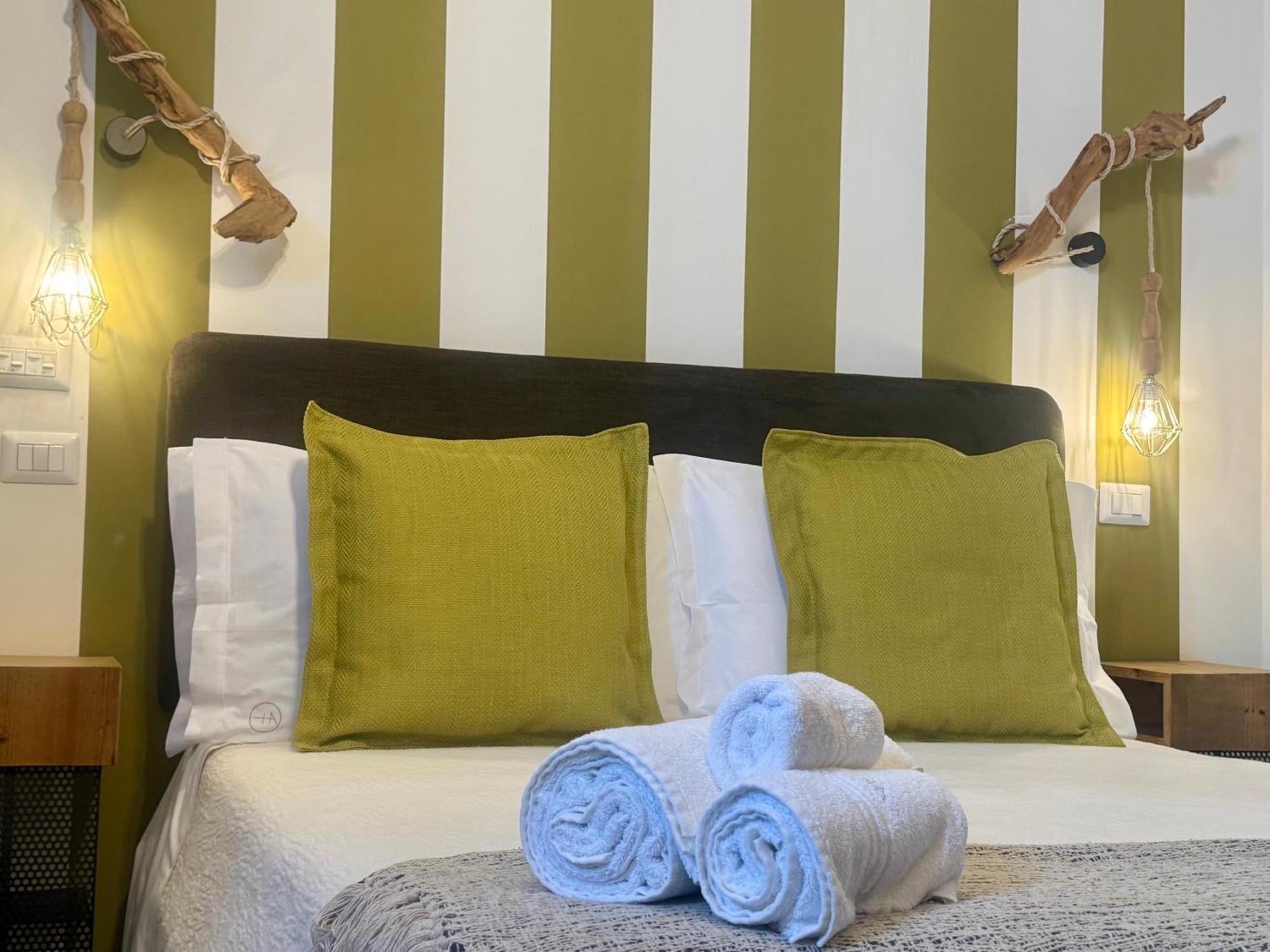 Bed and Breakfast HABITARE Lecce&Salento Esterno foto